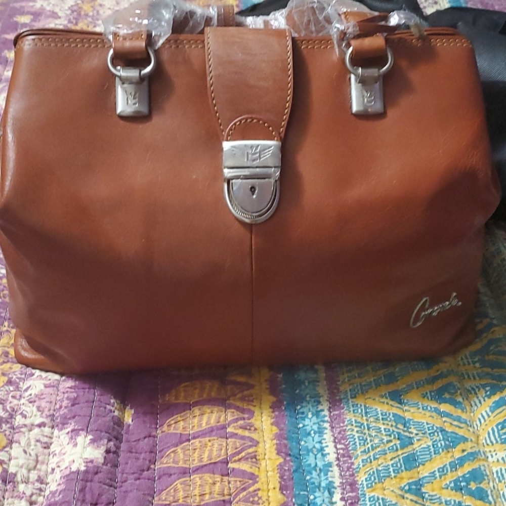 Leather Consuela bag